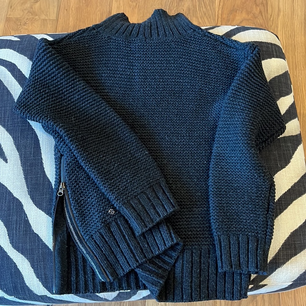 Charcoal Grey Lululemon Turtleneck Sweater - image 4